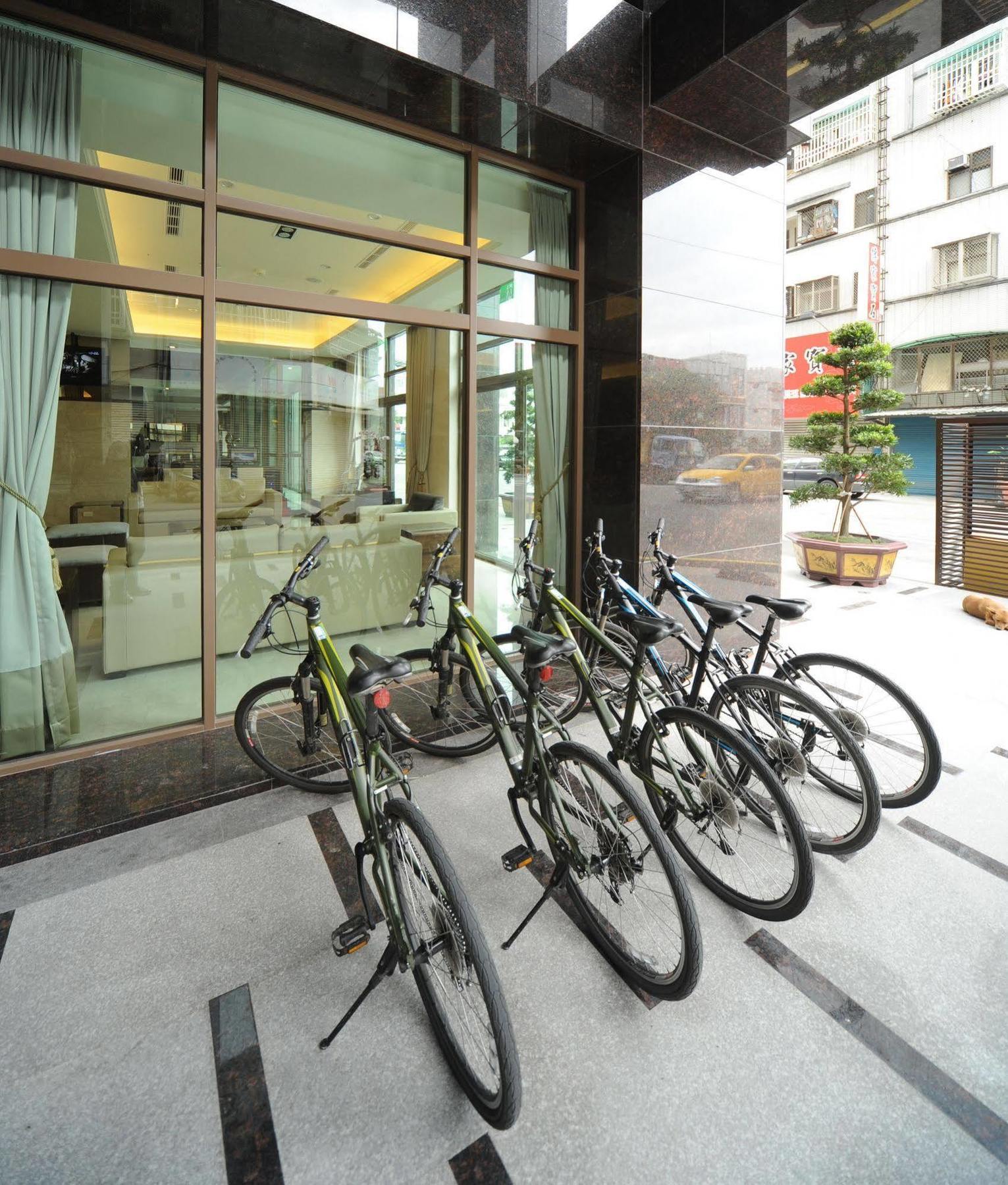 F Hotel - Hualien Exterior photo